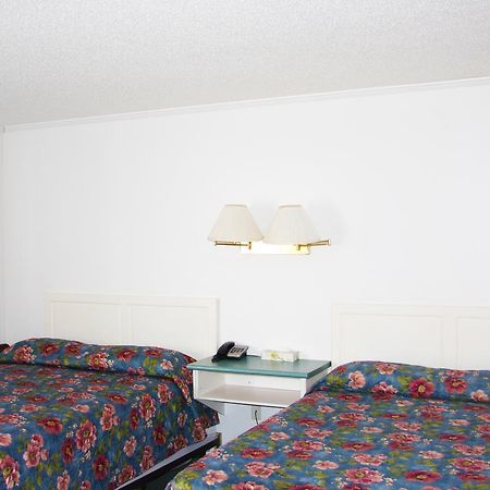 Springs Motor Inn Wainwright Ngoại thất bức ảnh