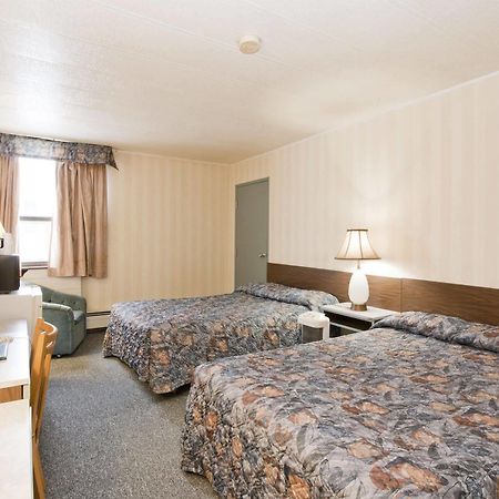 Springs Motor Inn Wainwright Ngoại thất bức ảnh