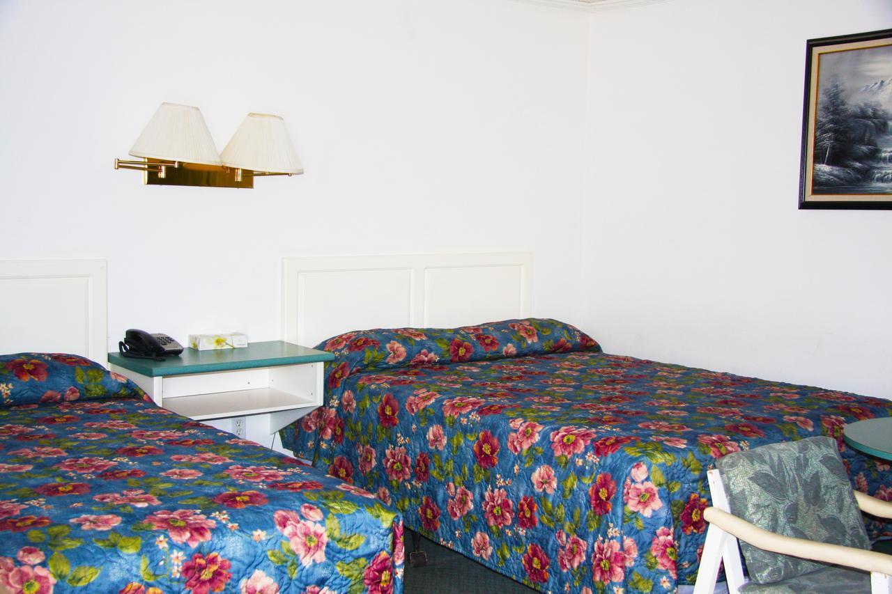 Springs Motor Inn Wainwright Ngoại thất bức ảnh