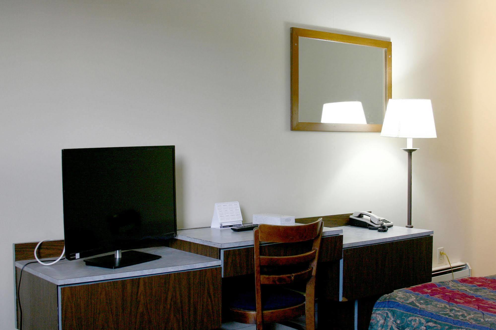 Springs Motor Inn Wainwright Ngoại thất bức ảnh