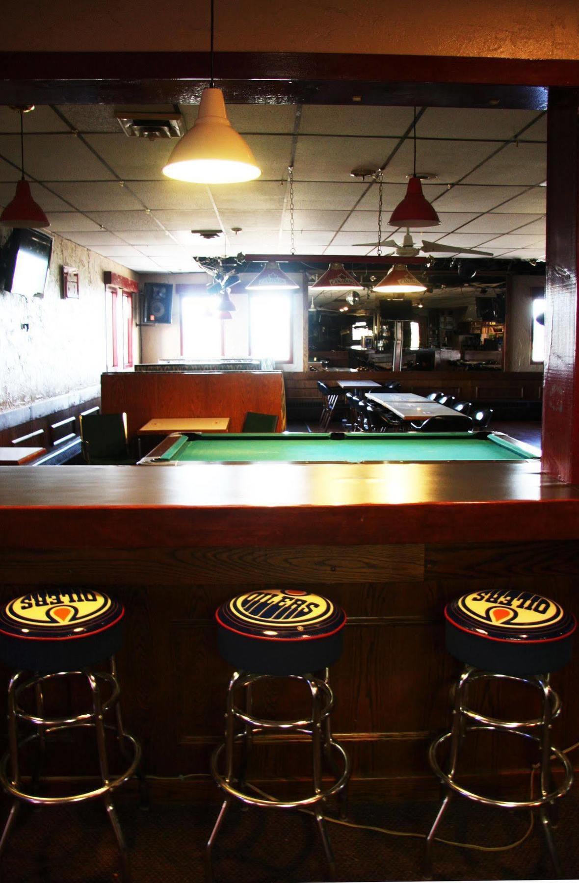 Springs Motor Inn Wainwright Ngoại thất bức ảnh