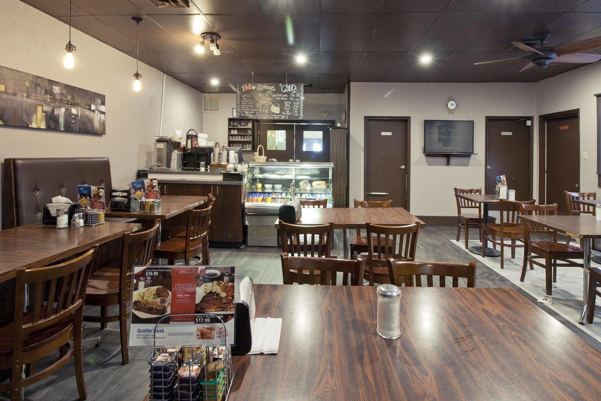 Springs Motor Inn Wainwright Ngoại thất bức ảnh