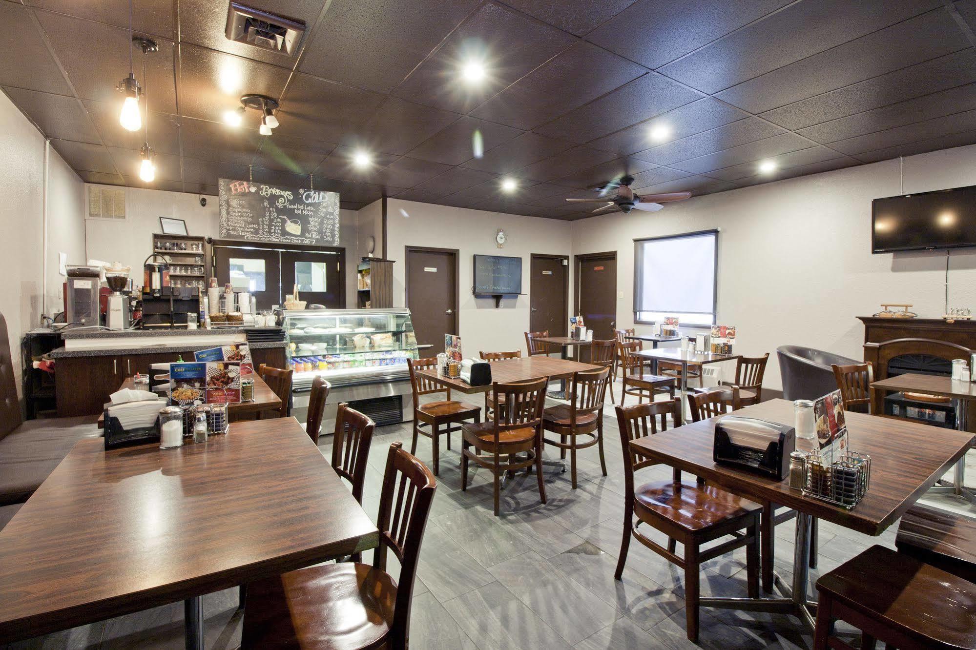 Springs Motor Inn Wainwright Ngoại thất bức ảnh